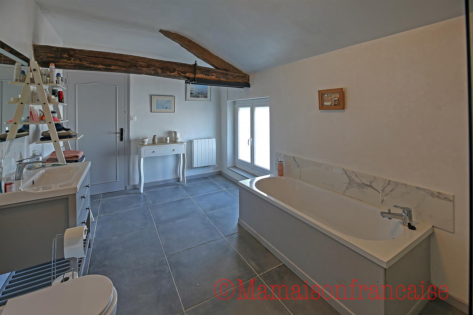 Renovated 3bed/3bath stone property with eco heating & pool