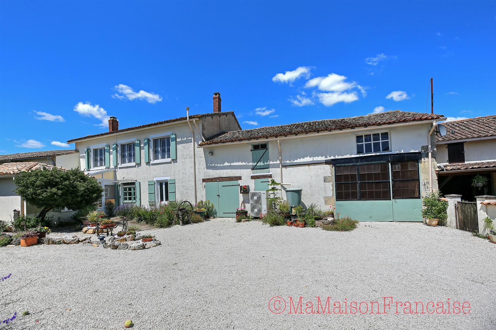 Beautiful 4 bed/3 reception house with 3 bed gite, courtyard gardens