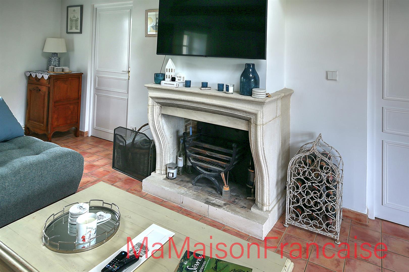 Luxury 2 bedroom duplex in grounds of chateau adjacent to 27 hole golf course