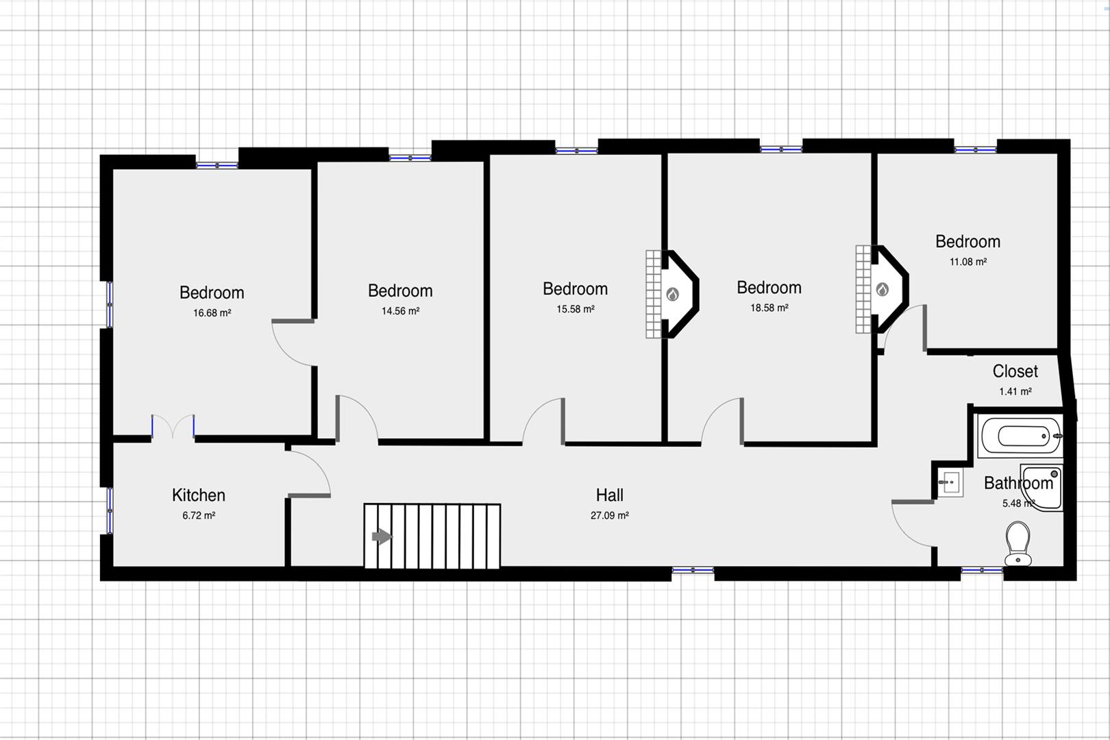 Imposing maison de maître in town with 3 receptions, 5bed/2 bath, surrounding gardens for updating