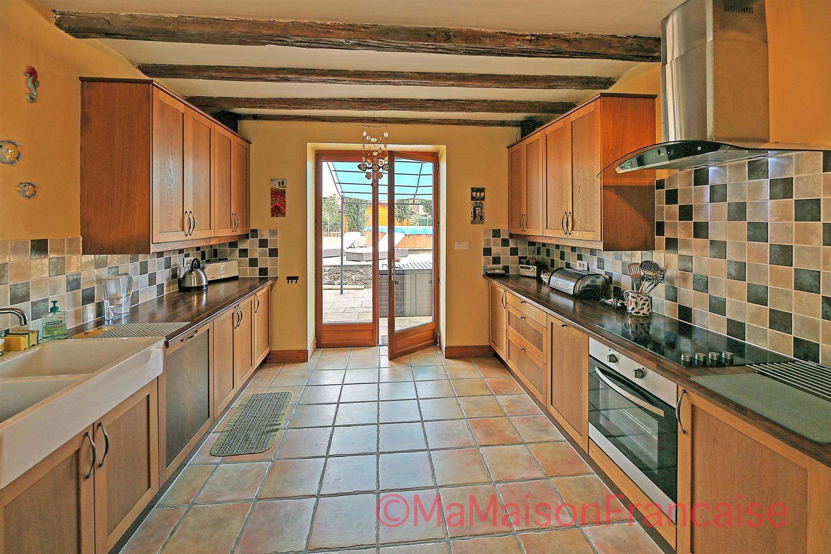 Detached 3bed/3bath village house with pool