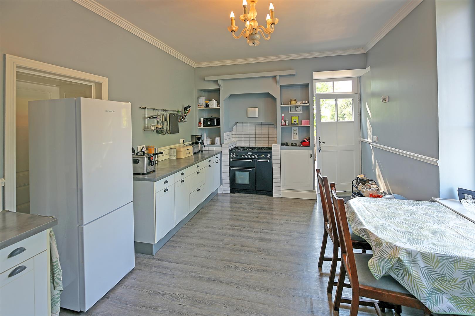 Beautiful Maison de Maître offering 5 beds/5baths, 4 reception rooms, heated pool and 1.3 hectares of land.