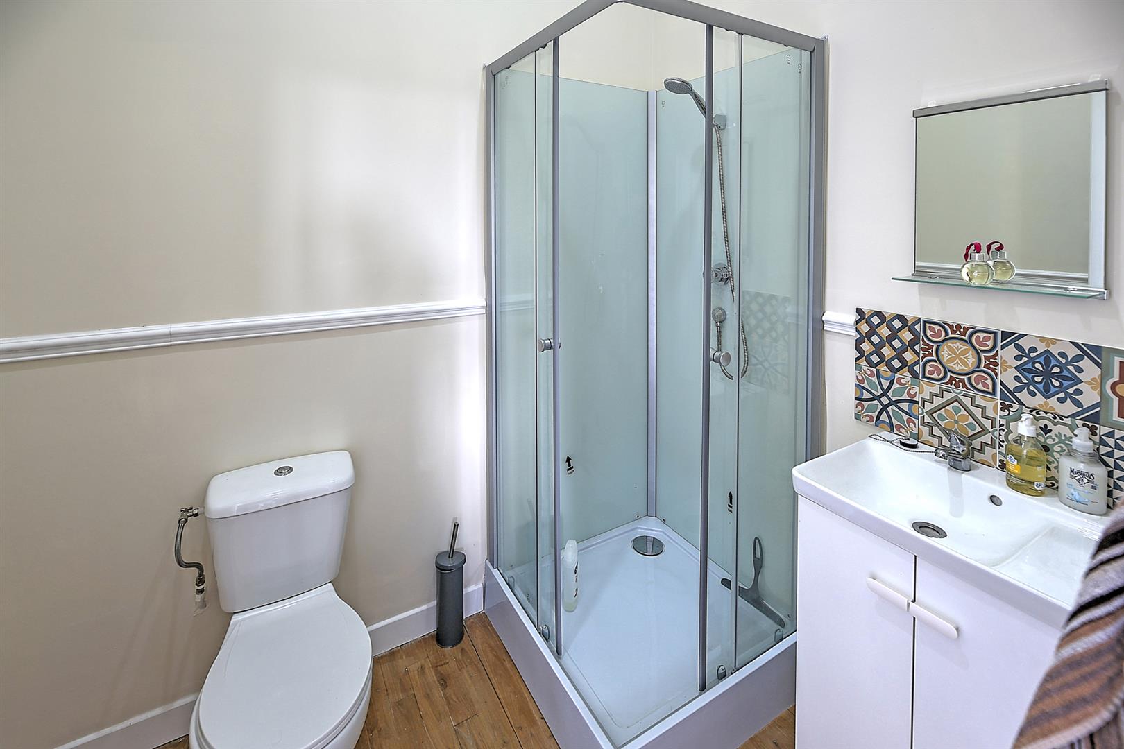 Beautiful Maison de Maître offering 5 beds/5baths, 4 reception rooms, heated pool and 1.3 hectares of land.