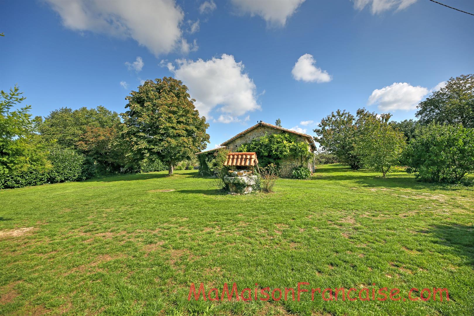 Farmhouse and cottage each with 3 beds/2baths, heated pool and large garden.
