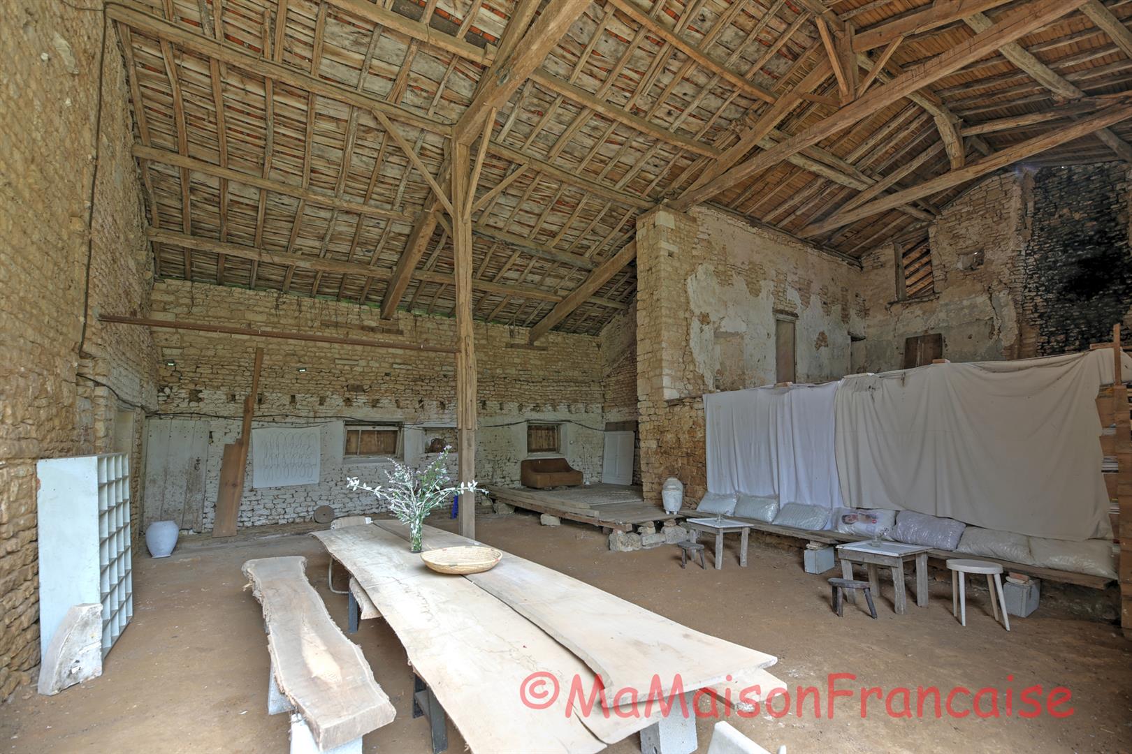 Magnificent property with huge potential to finish renovating