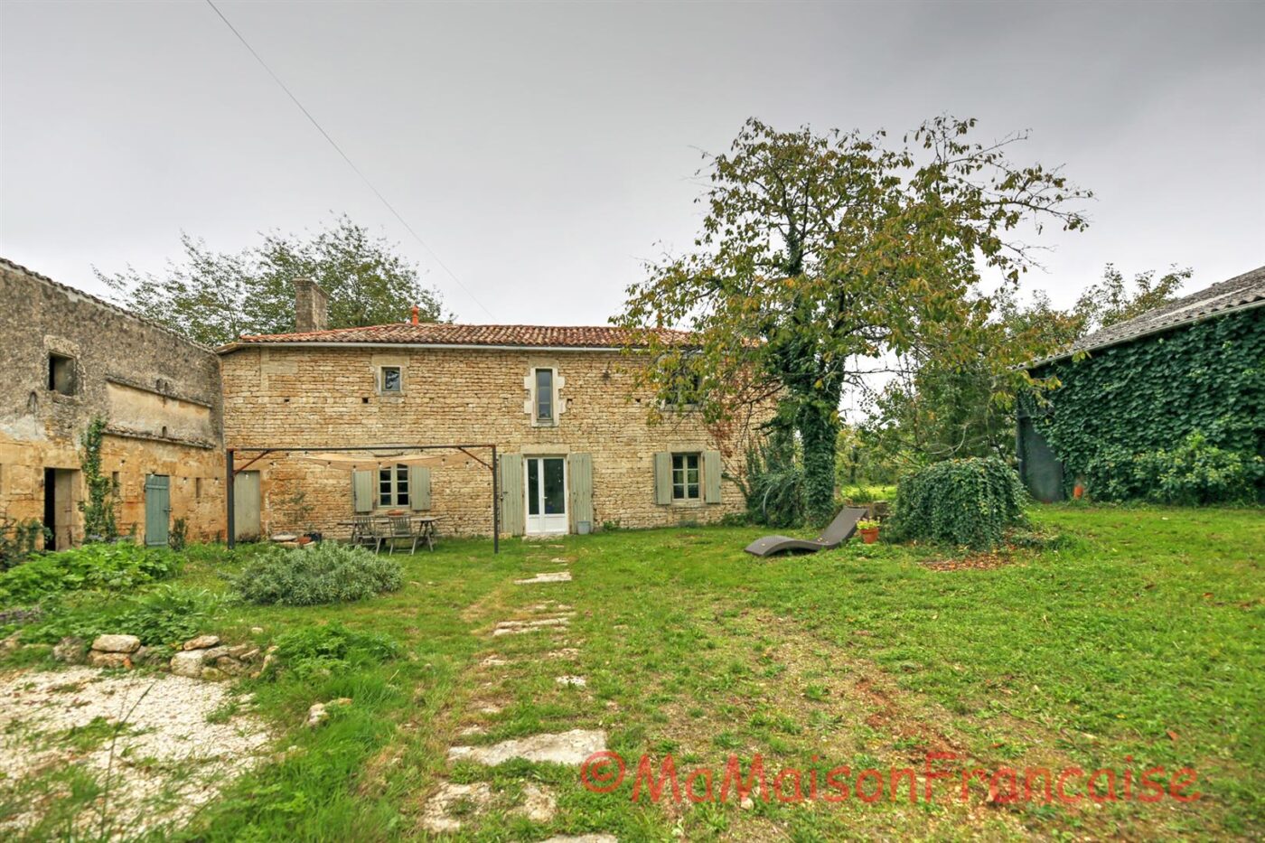 Magnificent property with huge potential to finish renovating