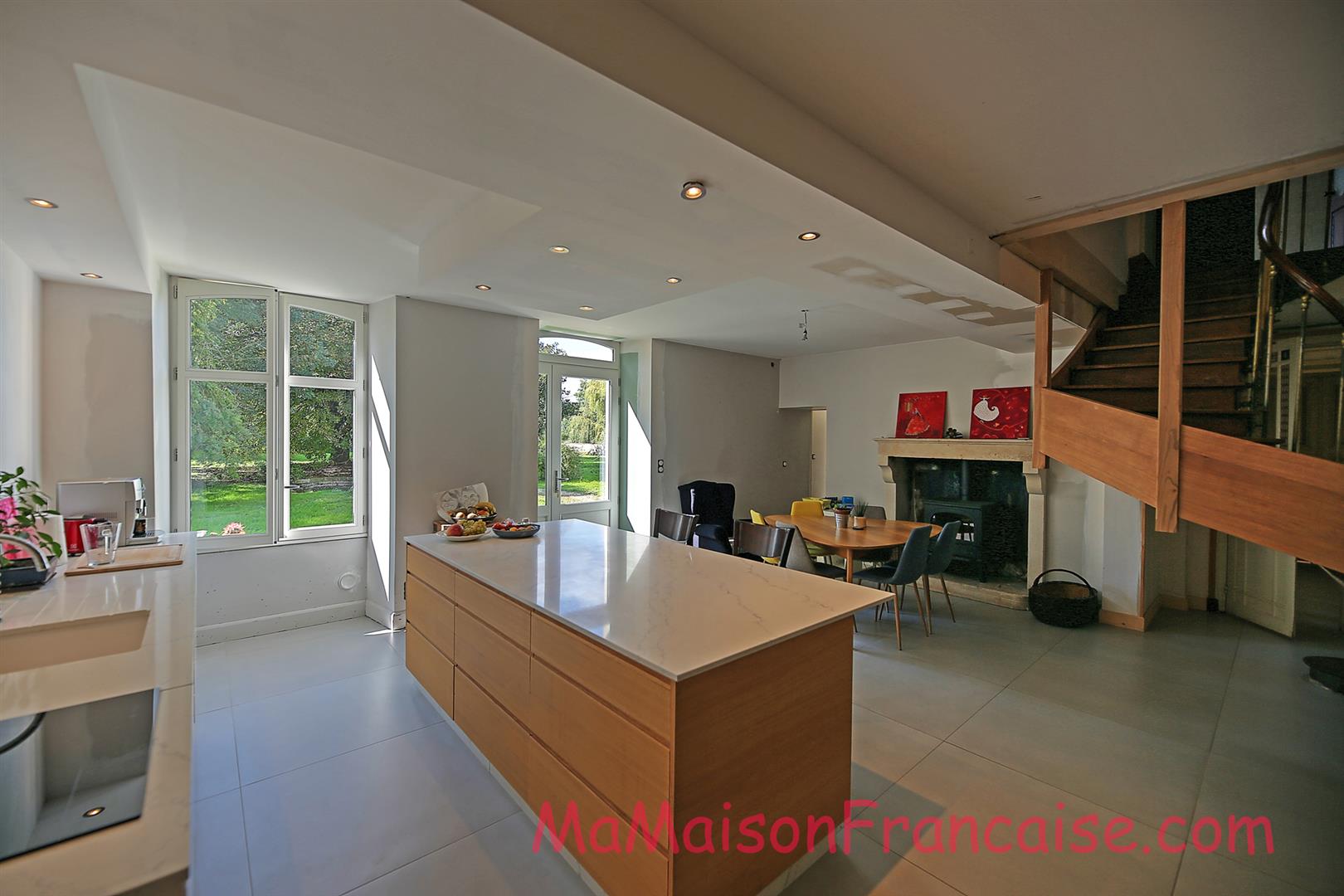 Magnificent Maison de Maître in a town offering spacious, light filled rooms, outbuildings & 5642m2 of land