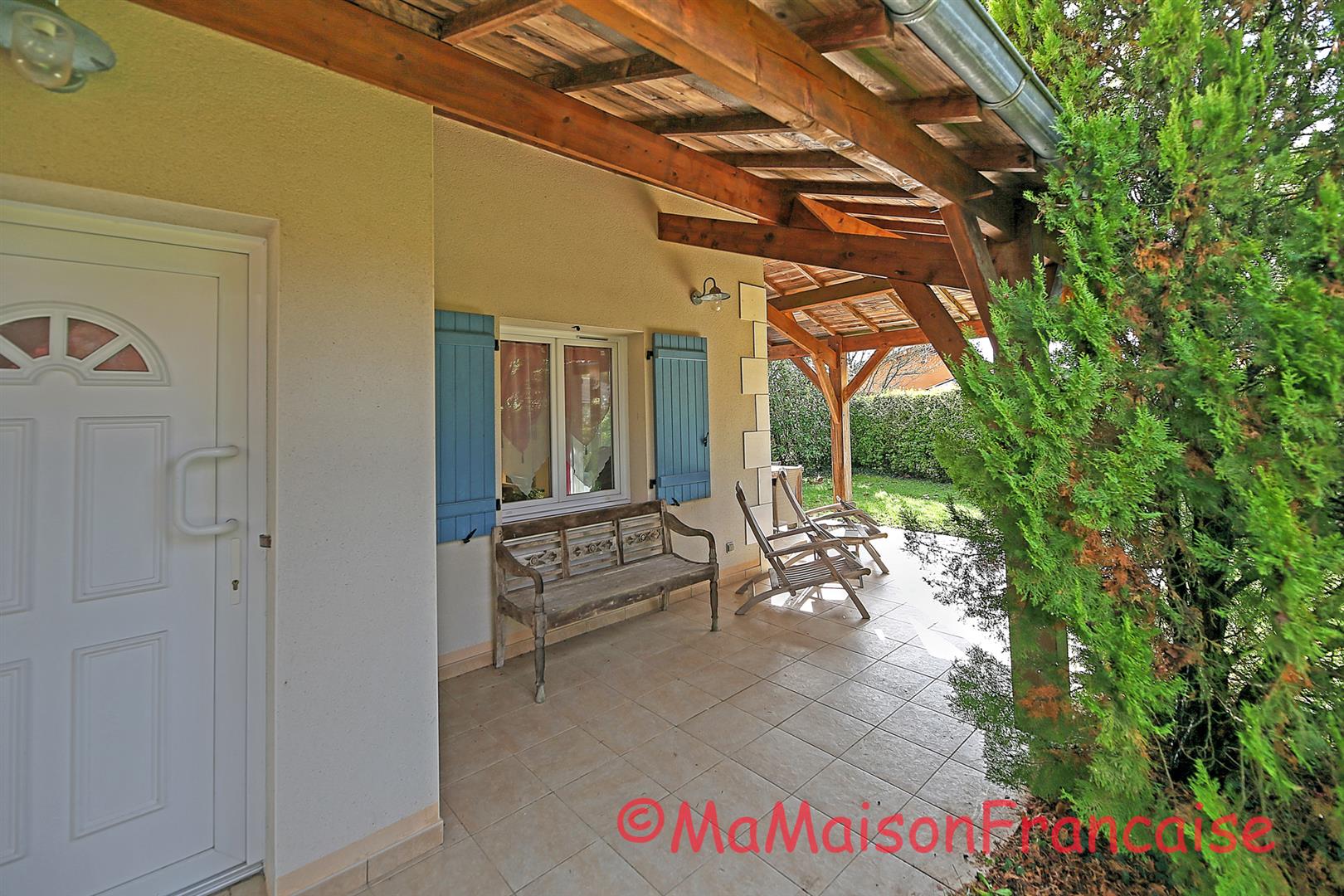 Villa individuelle 3 chambres/2 salles de bains près du terrain de golf 27 trous, avec piscine commune