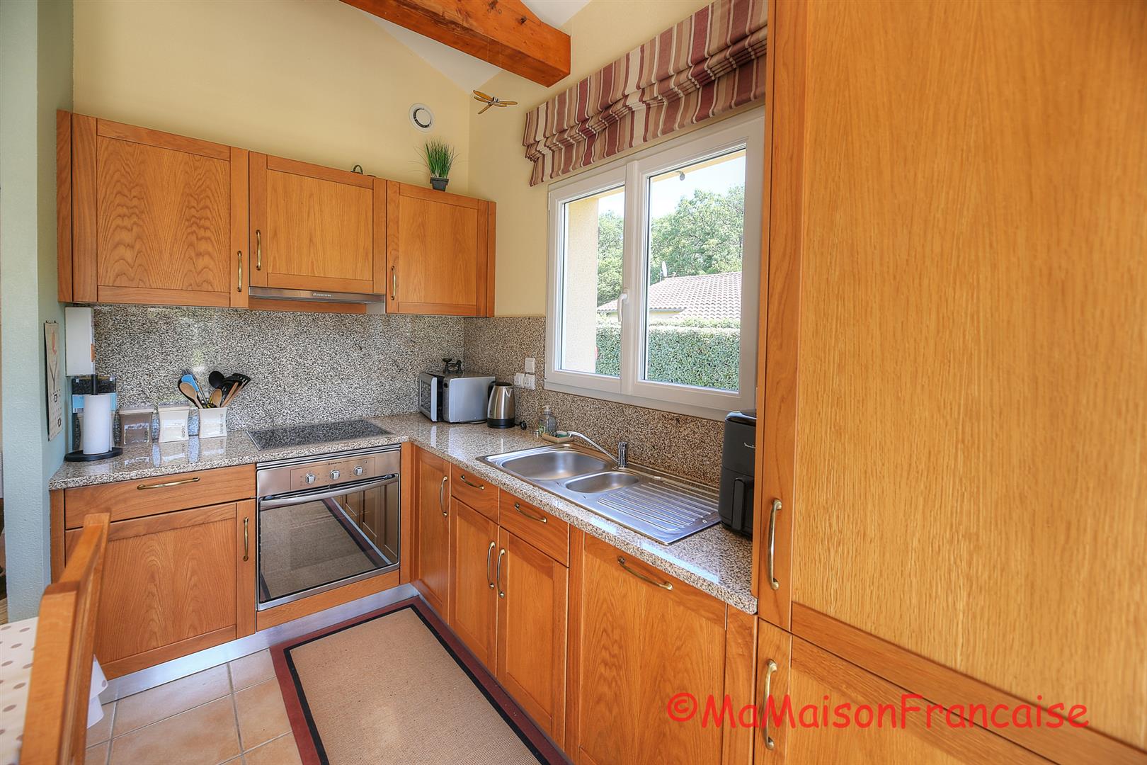 Immaculate 2bed/2bath Villa, communal swimming pool close to a 27 hole golf course