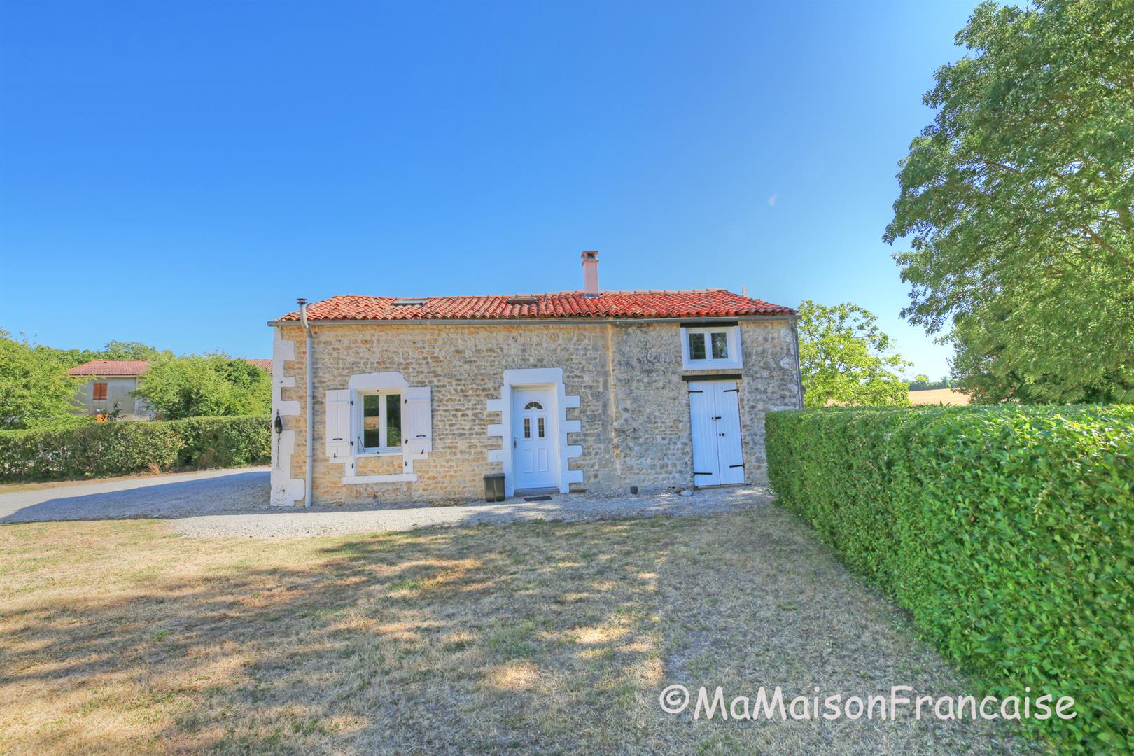 Stunning Detached Barn Conversion with Cottage, Heated Pool, 5 Beds, 4 Baths