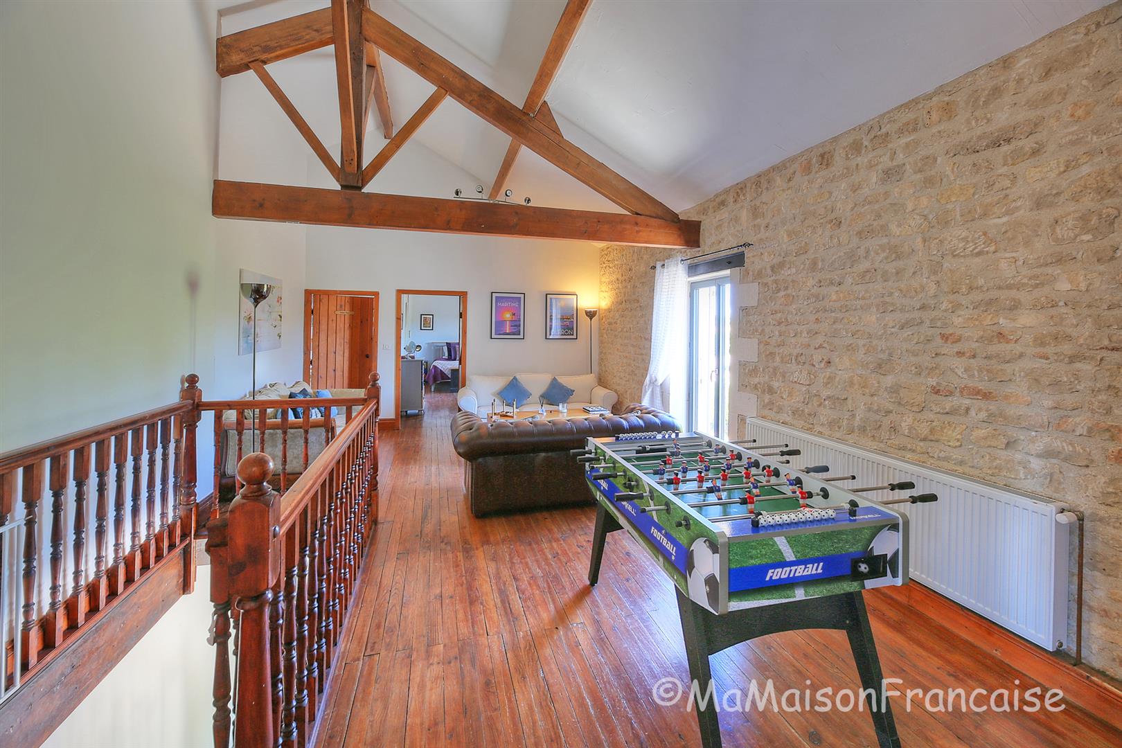 Stunning Detached Barn Conversion with Cottage, Heated Pool, 5 Beds, 4 Baths