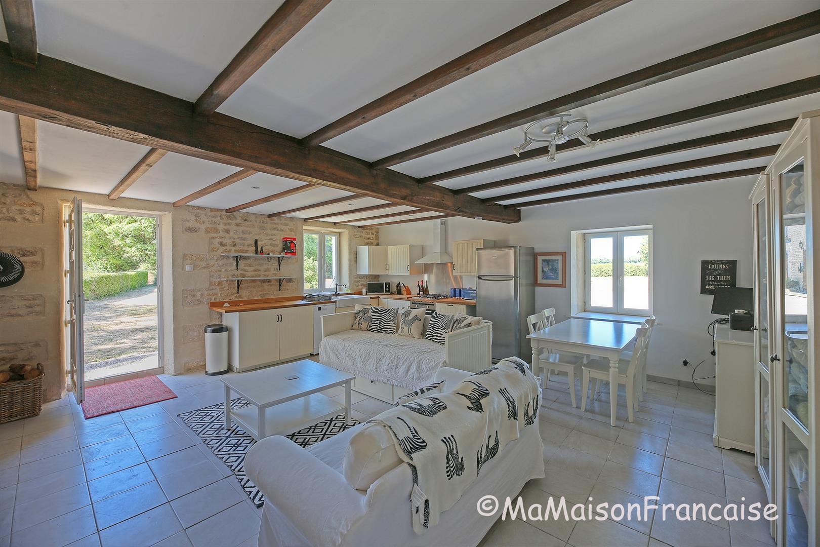Stunning Detached Barn Conversion with Cottage, Heated Pool, 5 Beds, 4 Baths