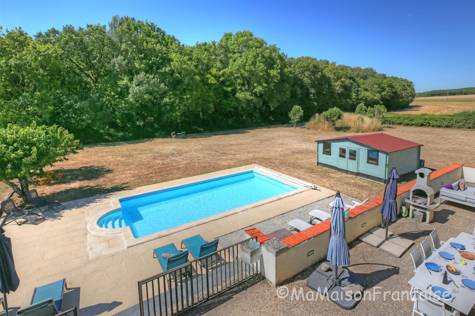 Stunning Detached Barn Conversion with Cottage, Heated Pool, 5 Beds, 4 Baths