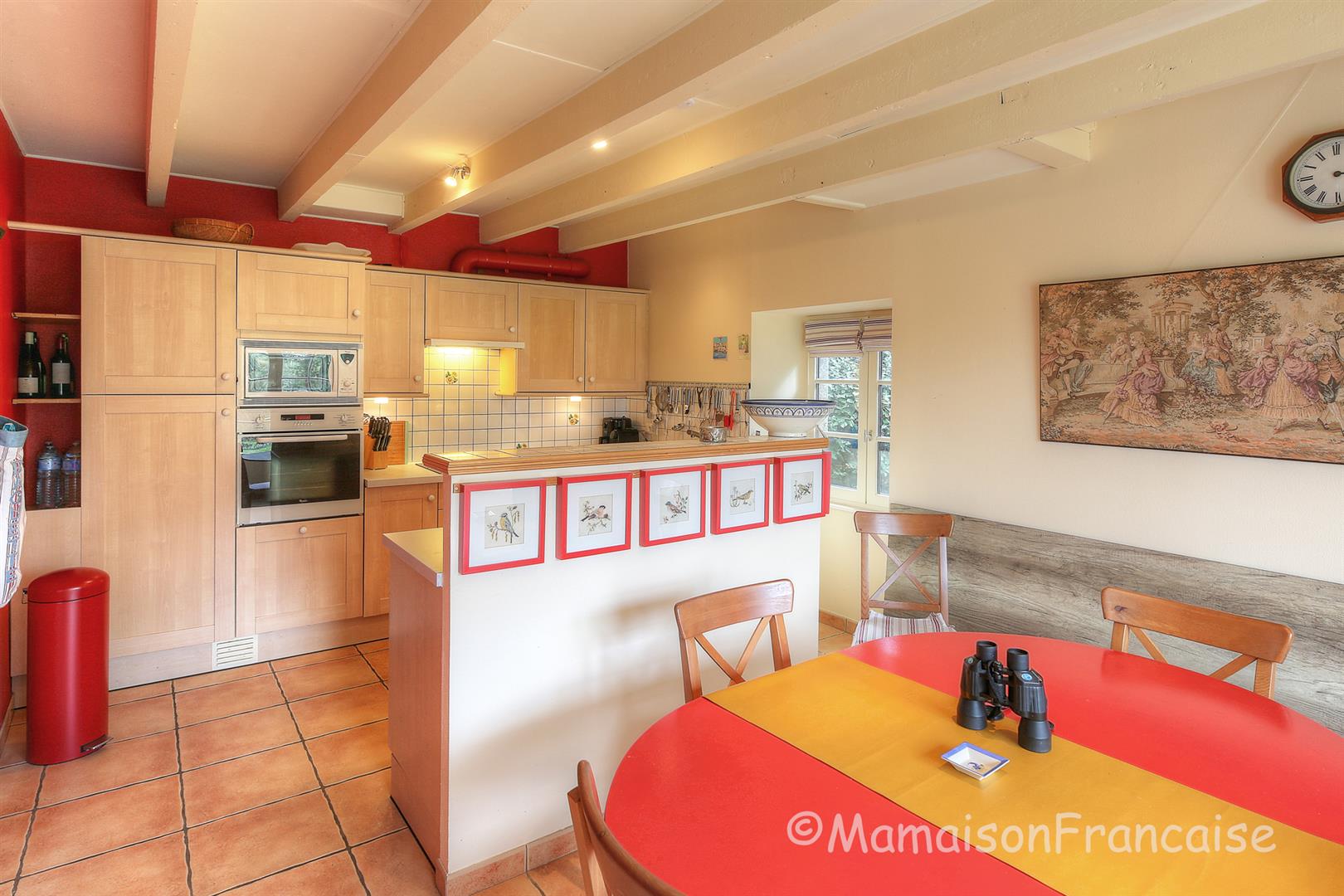 Immaculate village house 3bed/2bath, large gardens next to a golf course